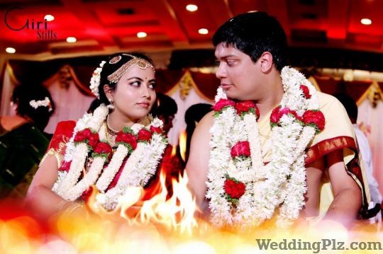 Giri Stills Photographers and Videographers weddingplz