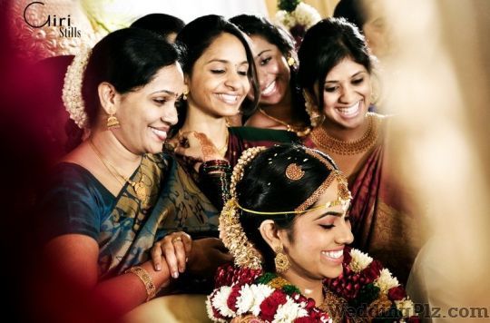 Giri Stills Photographers and Videographers weddingplz