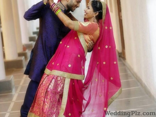 Vivekanand Photography Photographers and Videographers weddingplz