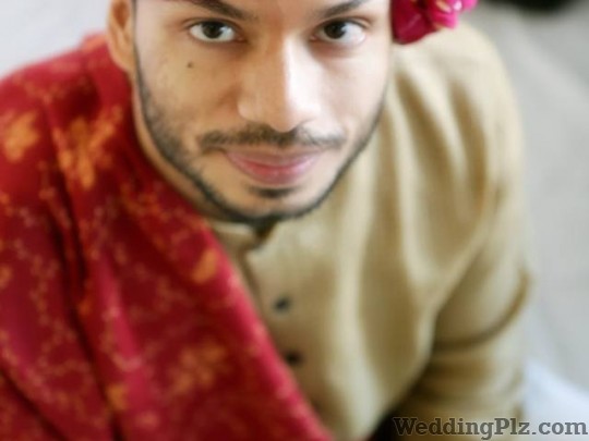 Vivekanand Photography Photographers and Videographers weddingplz