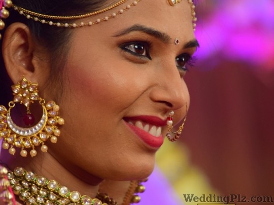 Flash n Buzz Photographers and Videographers weddingplz
