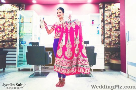 Jyotika Saluja Photography Photographers and Videographers weddingplz