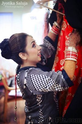 Jyotika Saluja Photography Photographers and Videographers weddingplz