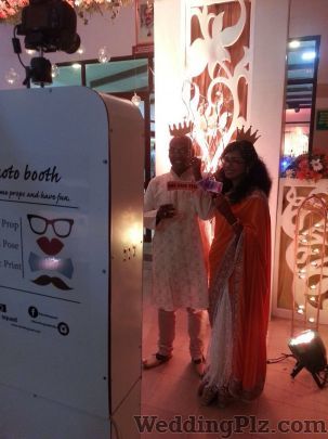 Boothsquad Photobooth Specialists Photographers and Videographers weddingplz