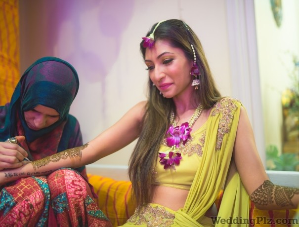 Varuns Click Photographers and Videographers weddingplz