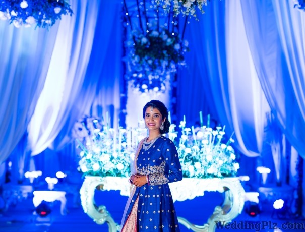Varuns Click Photographers and Videographers weddingplz