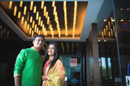 Varuns Click Photographers and Videographers weddingplz