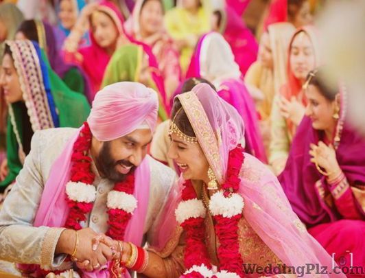 Dhanika Choksi Photography Photographers and Videographers weddingplz