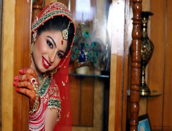 Vicky Digital Studio Photographers and Videographers weddingplz