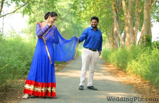 Vicky Digital Studio Photographers and Videographers weddingplz
