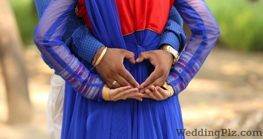 Vicky Digital Studio Photographers and Videographers weddingplz