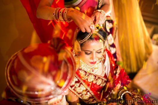 Anirudh Pradeep Photography Photographers and Videographers weddingplz