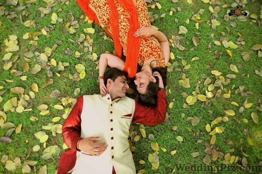 MadOGraphie Photographers and Videographers weddingplz