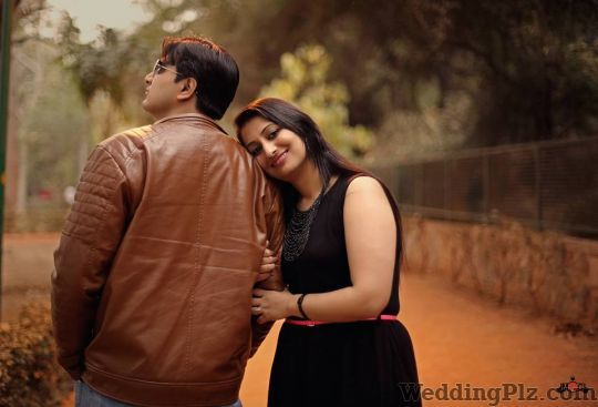 MadOGraphie Photographers and Videographers weddingplz