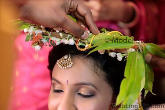 Model Studio Photographers and Videographers weddingplz