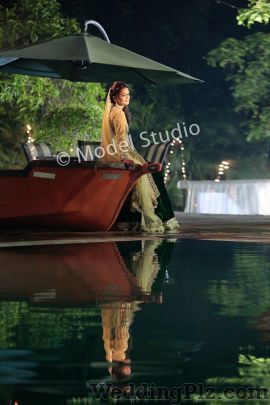 Model Studio Photographers and Videographers weddingplz