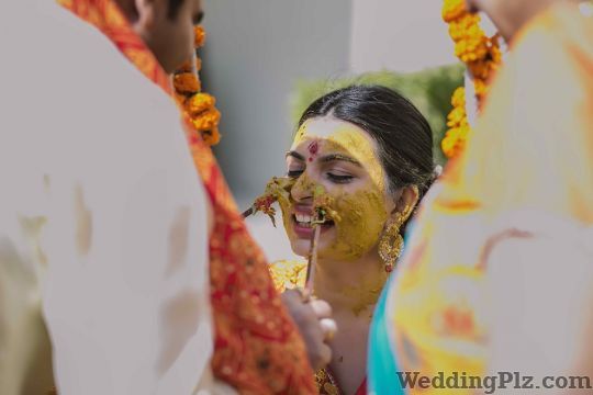 Picture Together Photographers and Videographers weddingplz