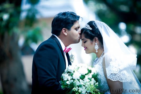 SparkD Photography and Videography Services Photographers and Videographers weddingplz