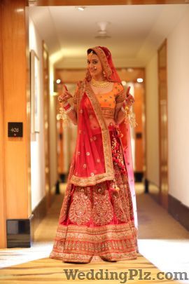 Bhalla Studio Photographers and Videographers weddingplz