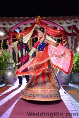 Shaadi Studio Photographers and Videographers weddingplz