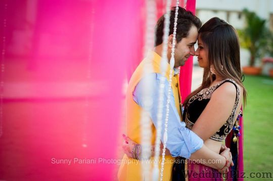 Sunny Pariani Photography Photographers and Videographers weddingplz