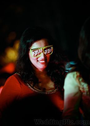 Diptendu Roy Photographers and Videographers weddingplz