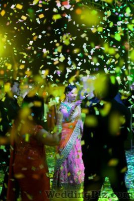 Diptendu Roy Photographers and Videographers weddingplz