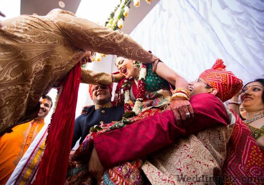 Diptendu Roy Photographers and Videographers weddingplz