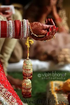 Vipin Bhanot Photography Photographers and Videographers weddingplz