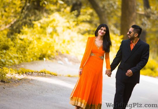 Photographie Love Photographers and Videographers weddingplz