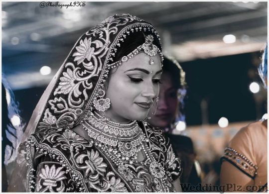 Photographiks Photographers and Videographers weddingplz
