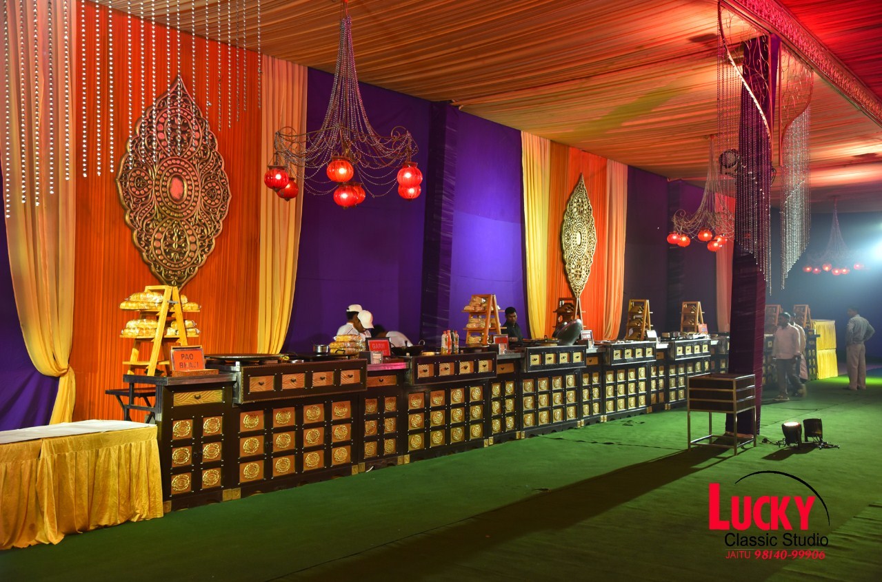 Lucky Classic Studio Photographers and Videographers weddingplz