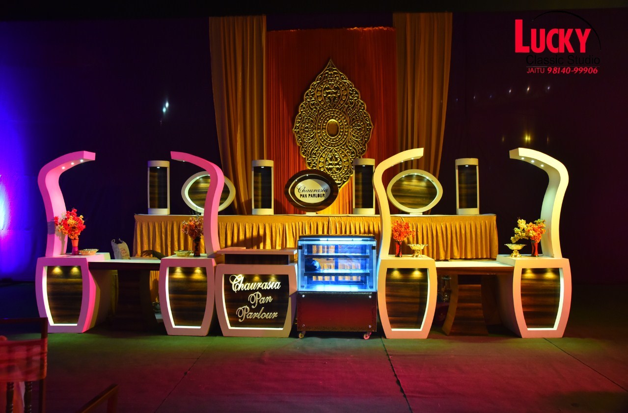 Lucky Classic Studio Photographers and Videographers weddingplz