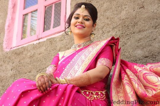 Chetan Bhoir Photography Photographers and Videographers weddingplz
