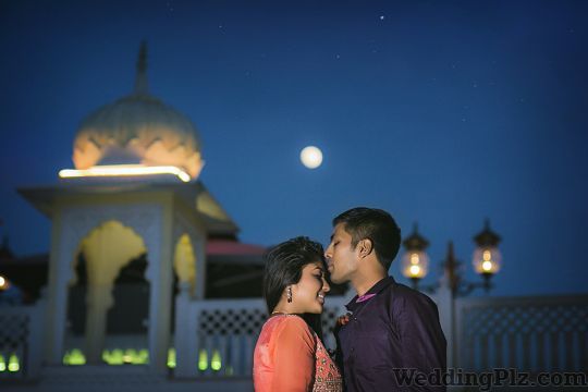 Hari Kiran Documentary Wedding Photography Photographers and Videographers weddingplz