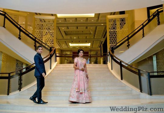 Hari Kiran Documentary Wedding Photography Photographers and Videographers weddingplz