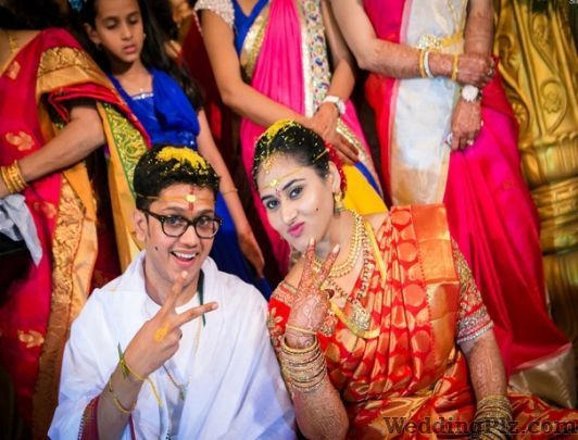 Hari Kiran Documentary Wedding Photography Photographers and Videographers weddingplz