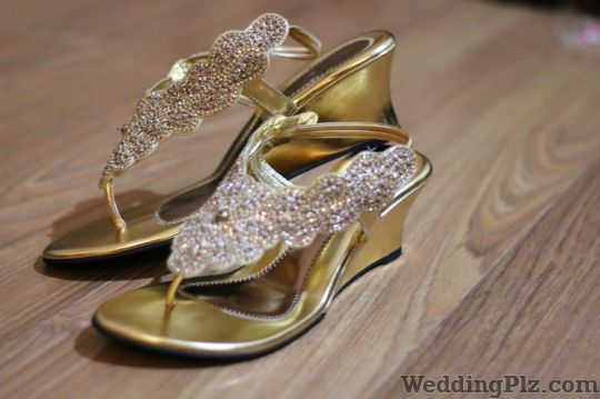 Anil Anande Photography Photographers and Videographers weddingplz