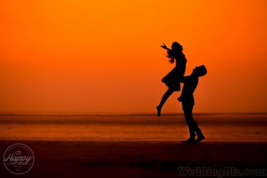 Happy Pictures Photographers and Videographers weddingplz