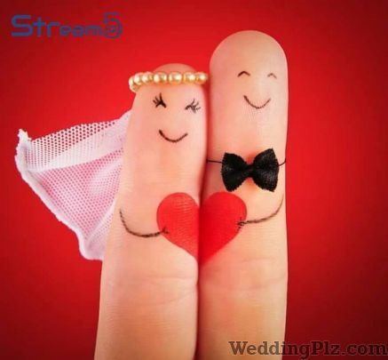 Streamo5 LIVE Photographers and Videographers weddingplz