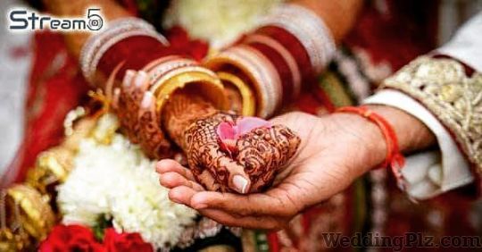 Streamo5 LIVE Photographers and Videographers weddingplz