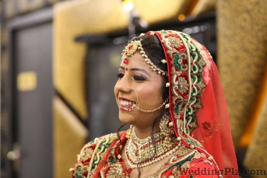 Lenseyezia Productions Photographers and Videographers weddingplz