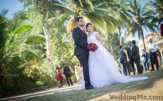 Amaze Photography Photographers and Videographers weddingplz