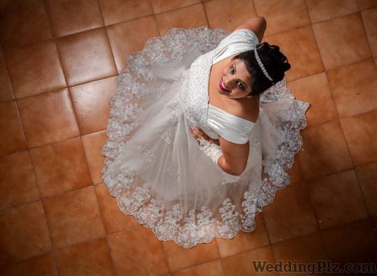 Amaze Photography Photographers and Videographers weddingplz