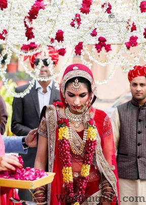 1plus1 Studio Photographers and Videographers weddingplz