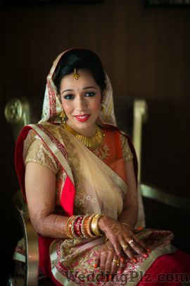 The Con Artists Photographers and Videographers weddingplz