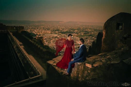 Knotting Bells Photographers and Videographers weddingplz