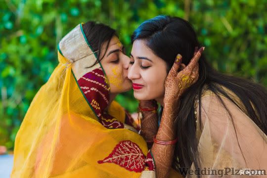 Studio Snapster Photographers and Videographers weddingplz