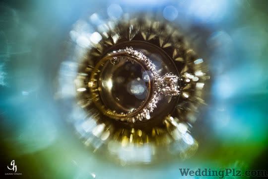 Gaurav Hingne Photography Photographers and Videographers weddingplz