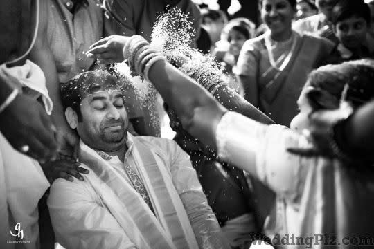 Gaurav Hingne Photography Photographers and Videographers weddingplz